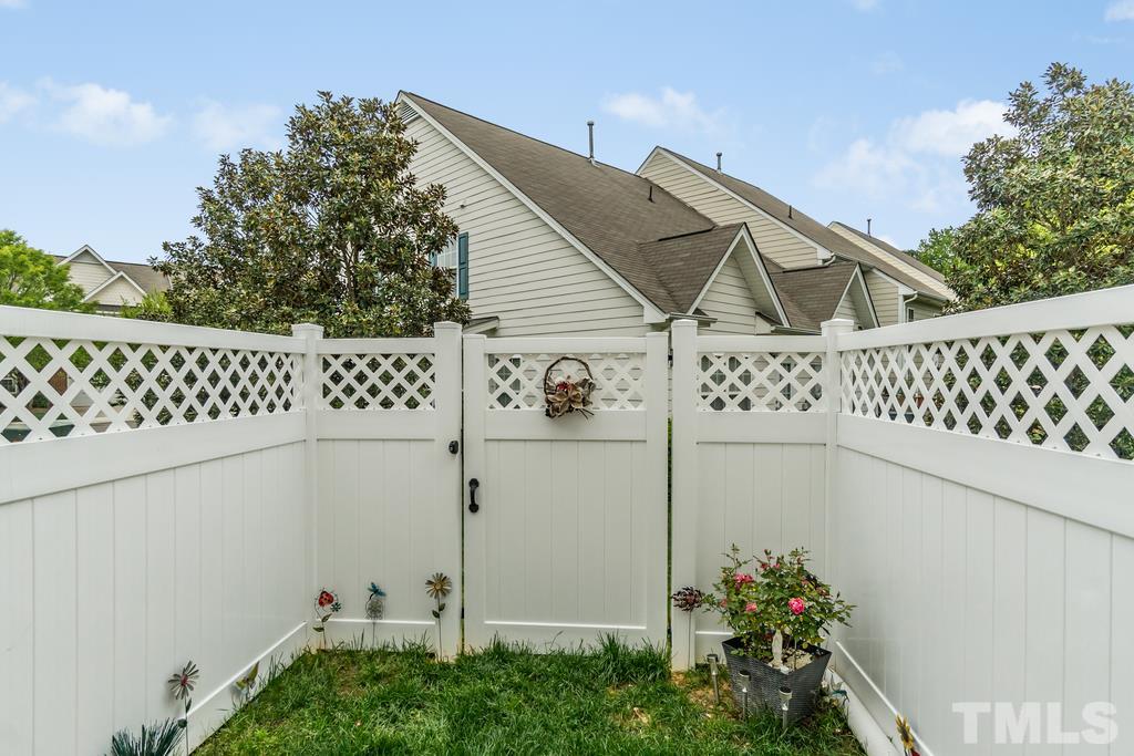 503 Ringleaf Court Cary, NC 27513 - Photo 26 of 27 Gallery Image 26