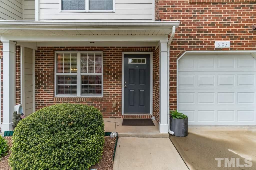 503 Ringleaf Court Cary, NC 27513 - Photo 4 of 27 Gallery Image 4