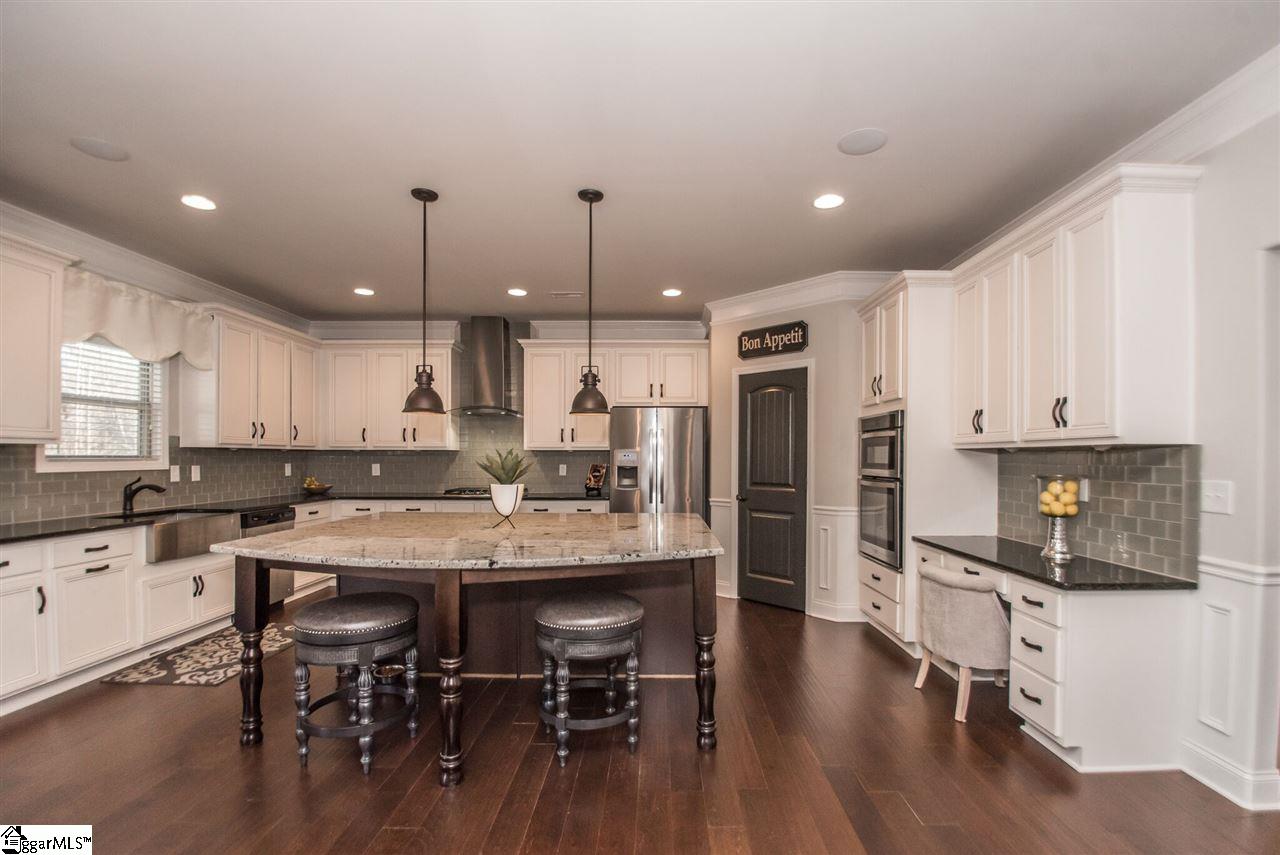 30 Alexander Manor Way Simpsonville, SC 29680 - Photo 5 of 36 Gallery Image 5