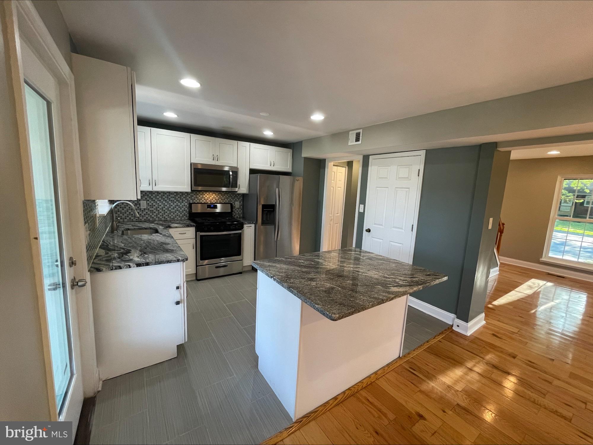 331 Timber Grove Road Owings Mills, MD 21117 - Photo 8 of 16 Kitchen