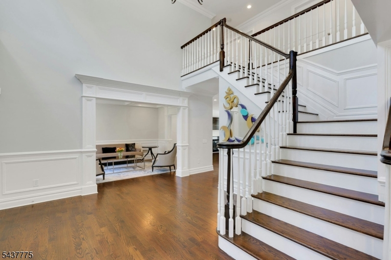 16 Exeter Road Short Hills, NJ 07078 - Photo 5 of 49