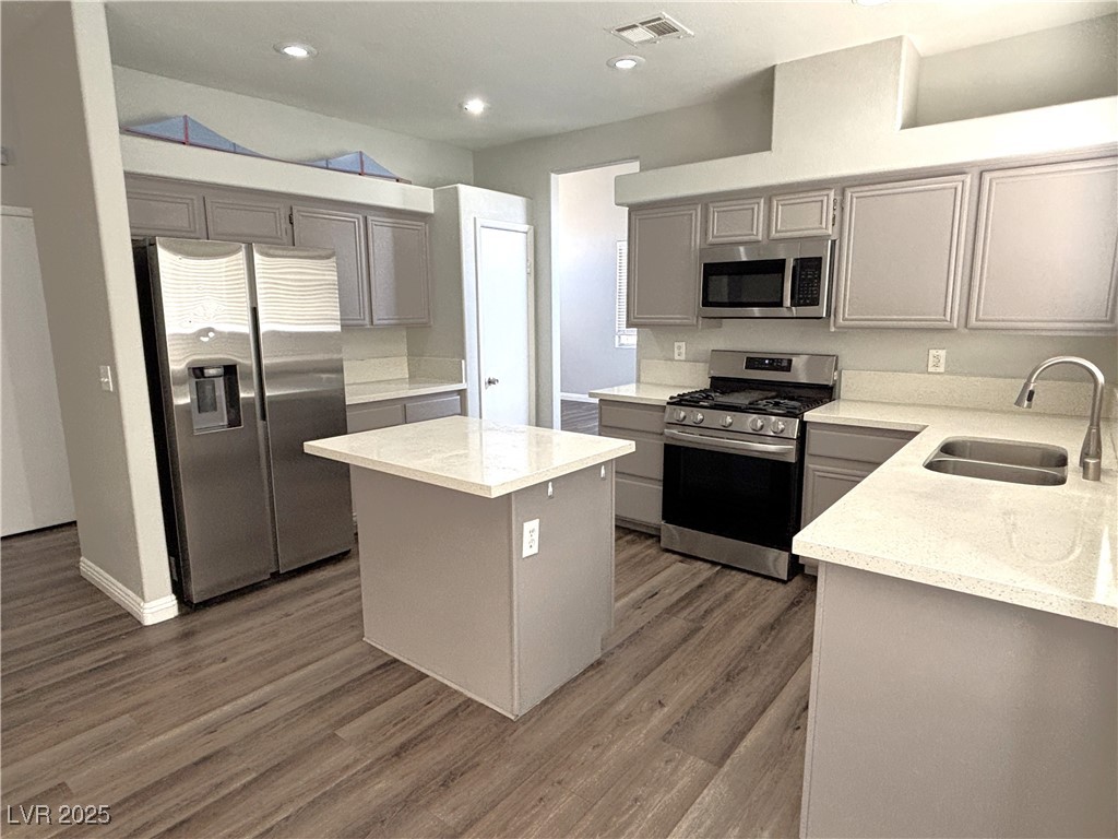 3569 Lazy Sun Lane Las Vegas, NV 89147 - Photo 11 of 35