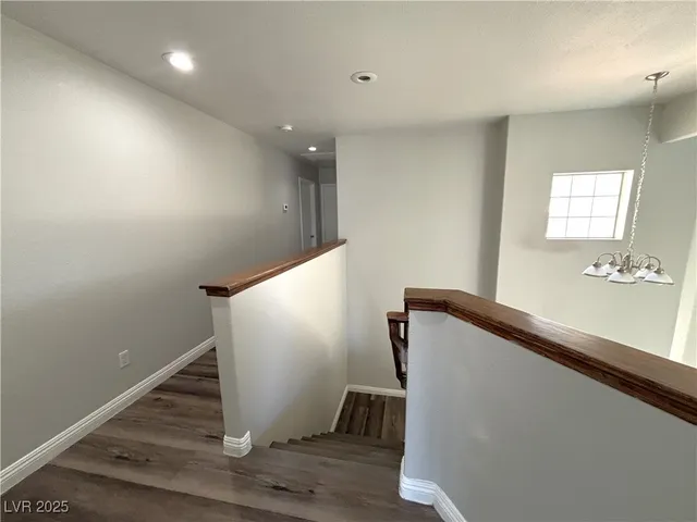 $2,250 | 3569 Lazy Sun Lane, Las Vegas, NV 89147