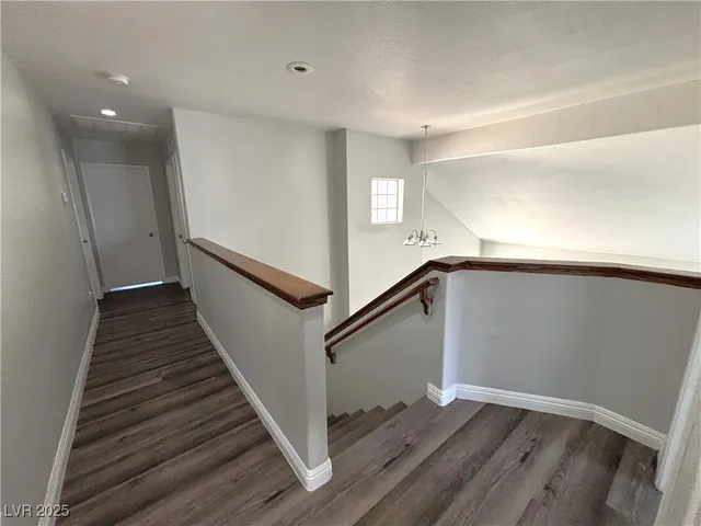 $2,250 | 3569 Lazy Sun Lane, Las Vegas, NV 89147