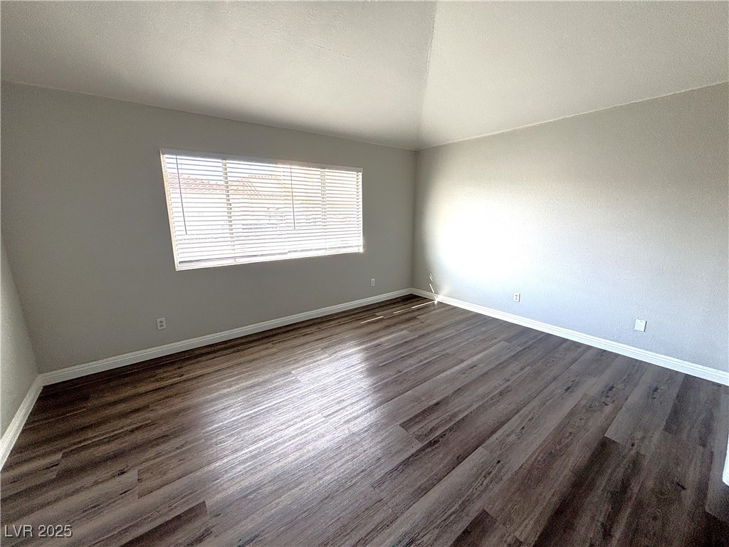 3569 Lazy Sun Lane Las Vegas, NV 89147 - Photo 24 of 35