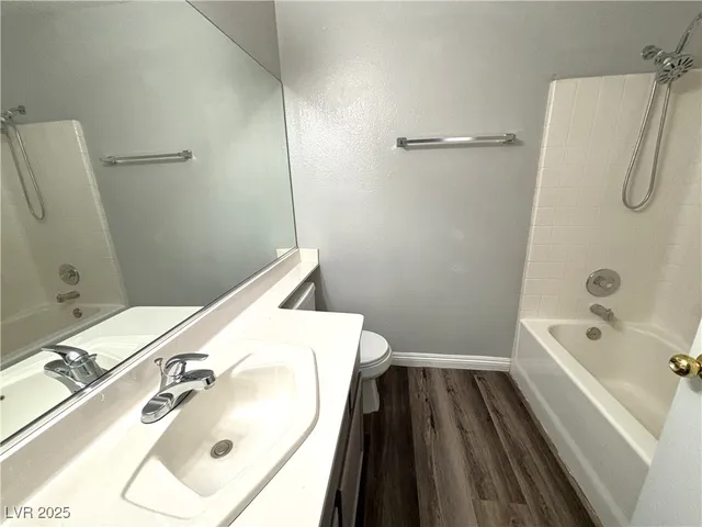 $2,250 | 3569 Lazy Sun Lane, Las Vegas, NV 89147