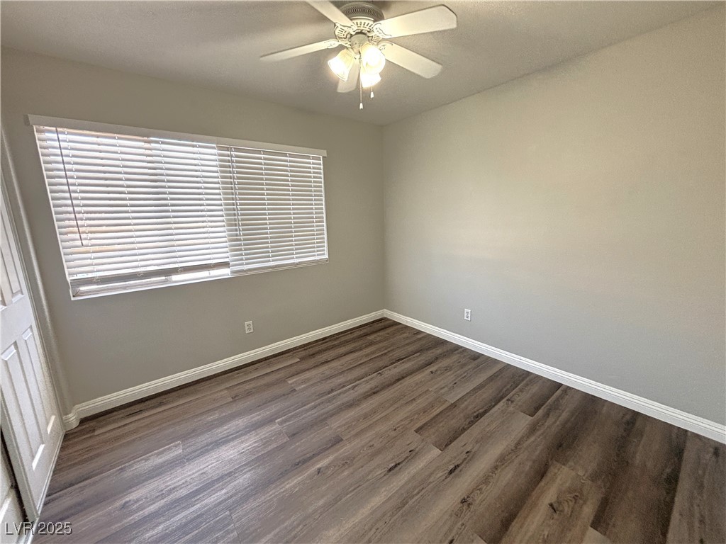 3569 Lazy Sun Lane Las Vegas, NV 89147 - Photo 29 of 35