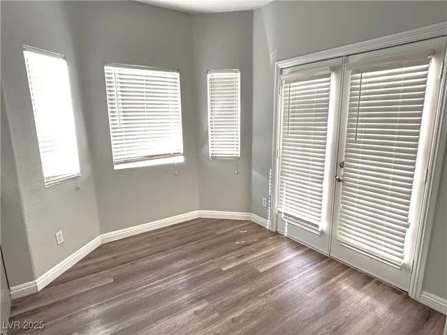 $2,250 | 3569 Lazy Sun Lane, Las Vegas, NV 89147