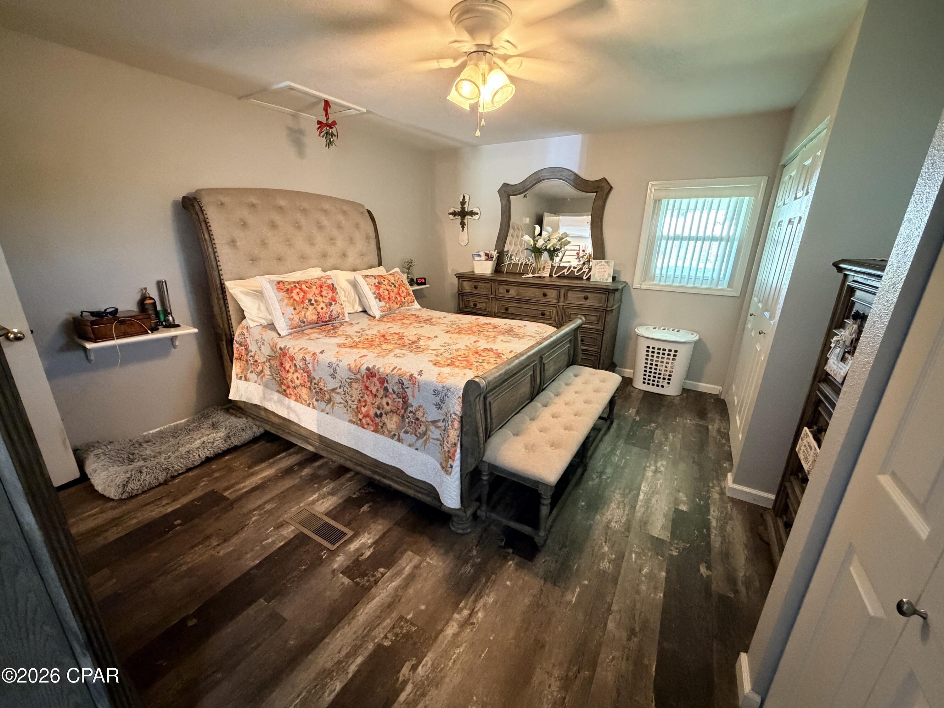 2034 Main Street Grand Ridge, FL 32442 - Photo 15 of 40