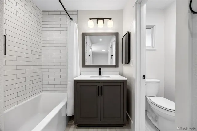 $1,100,000 | 2707 East Jamison Avenue, Centennial, CO 80122