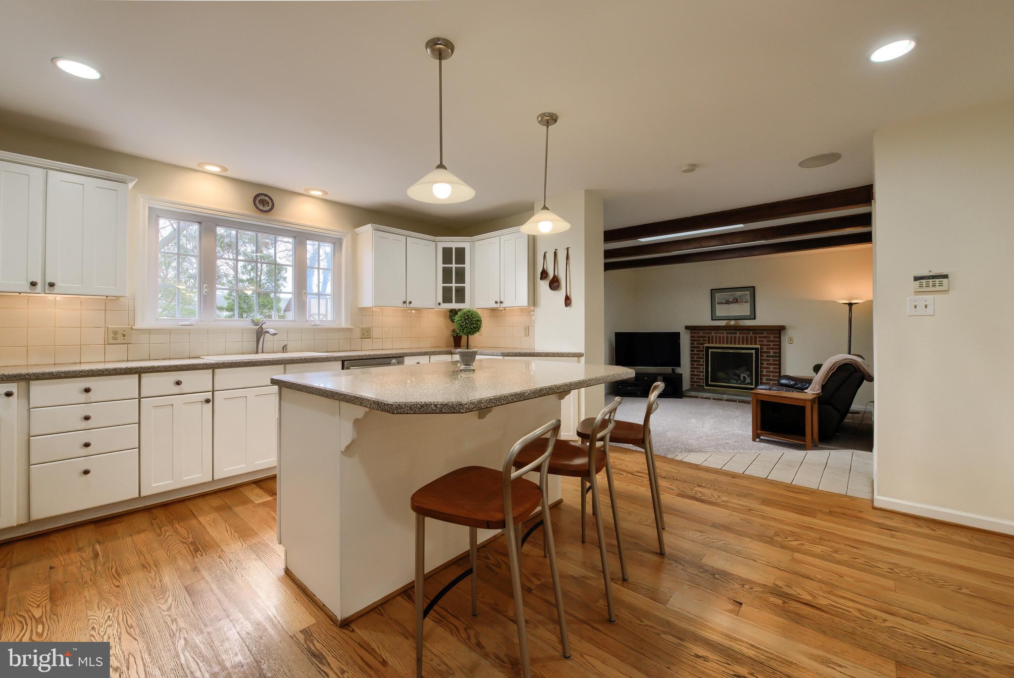 515 Defoe Road Hockessin, DE 19707 - Photo 12 of 40 Kitchen looking into the family room