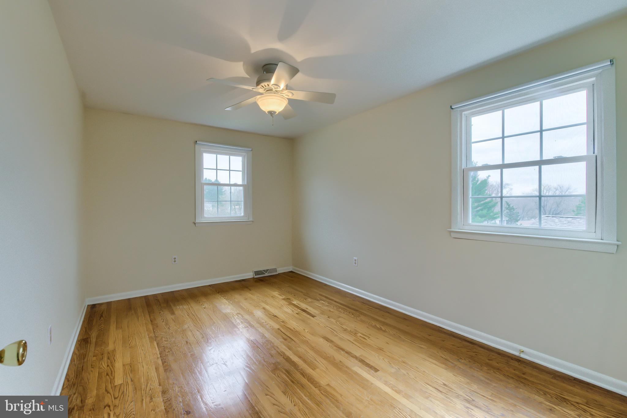 515 Defoe Road Hockessin, DE 19707 - Photo 28 of 40 Bedroom #3