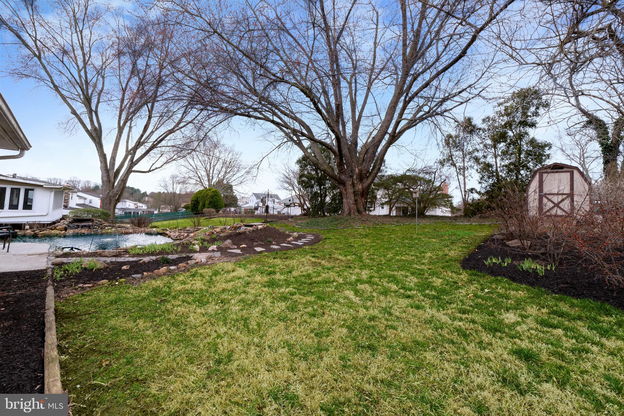 515 Defoe Road Hockessin, DE 19707 - Photo 34 of 40 Backyard