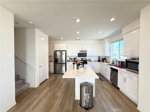 $4,000 | 1 Aria Street, South El Monte, CA 91733