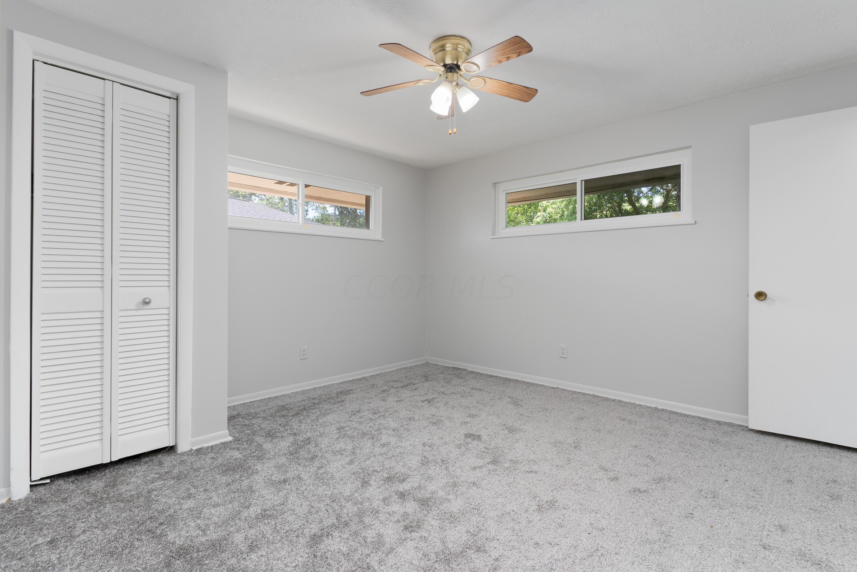 1447 Rosehill Road Reynoldsburg, OH 43068 - Photo 15 of 29 Owner's bedroom