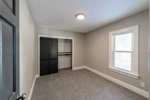 $239,900 | 3017 Gabriel Avenue, Zion, IL 60099