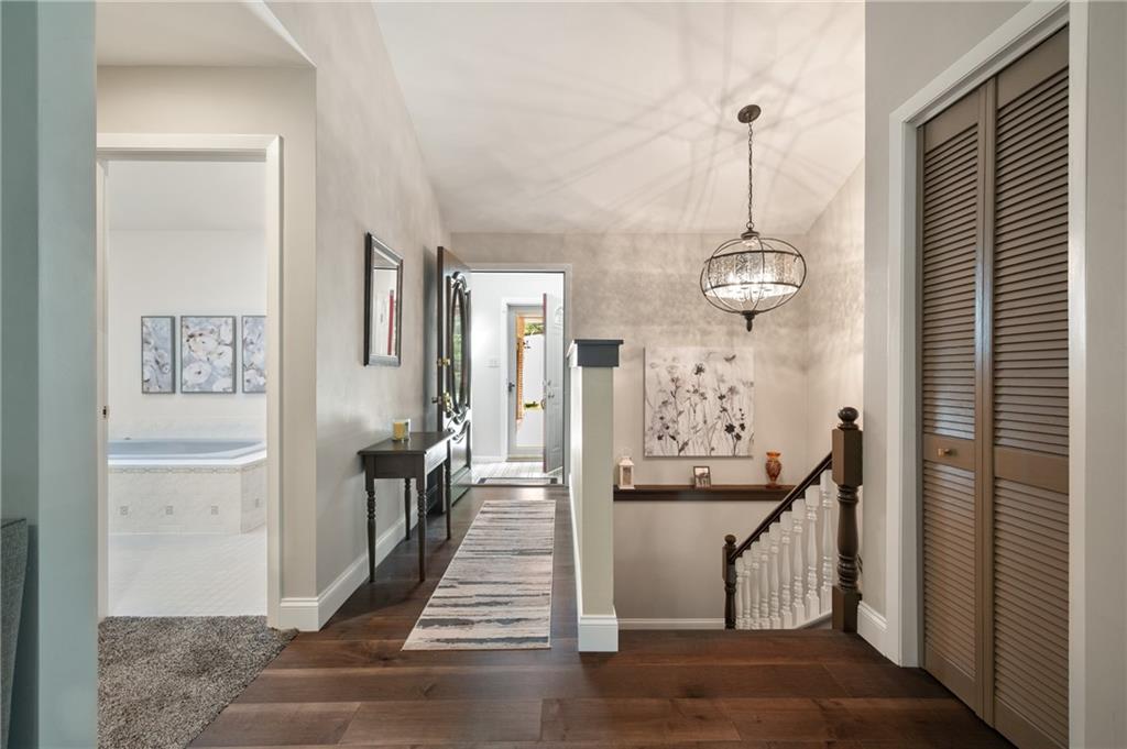 987 Beck Road Leechburg, PA 15656 - Photo 6 of 35 a view of a room with gym equipment