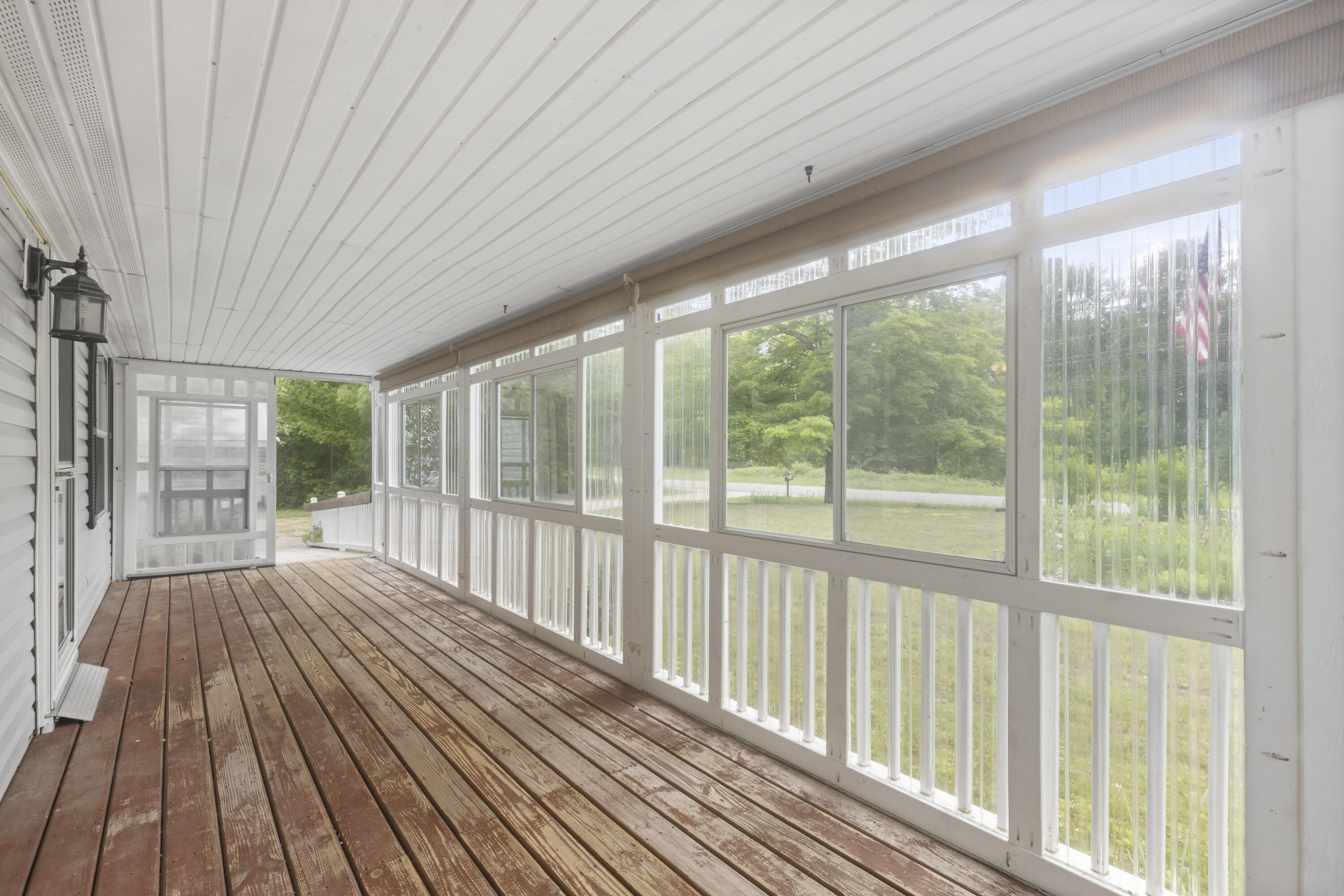 3839 Wallaker Road Benzonia, MI 49616 - Photo 11 of 37 0S5A1486