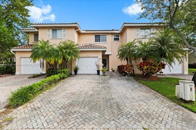 $480,000 | 4086 Northwest 92nd Avenue, Sunrise, FL 33351