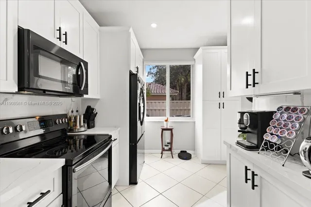 $480,000 | 4086 Northwest 92nd Avenue, Sunrise, FL 33351