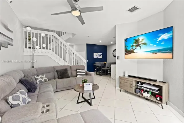 $480,000 | 4086 Northwest 92nd Avenue, Sunrise, FL 33351