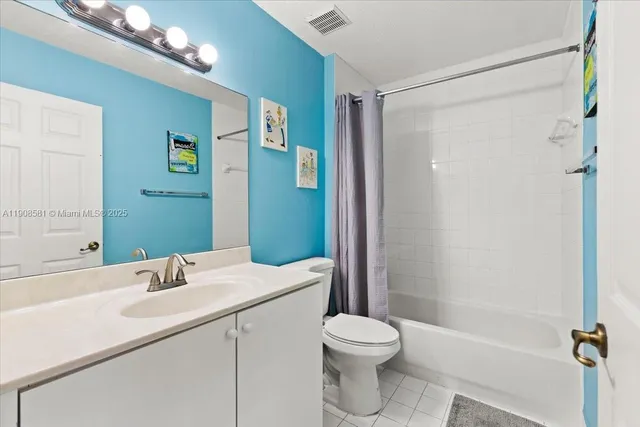 $480,000 | 4086 Northwest 92nd Avenue, Sunrise, FL 33351