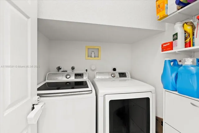 $480,000 | 4086 Northwest 92nd Avenue, Sunrise, FL 33351