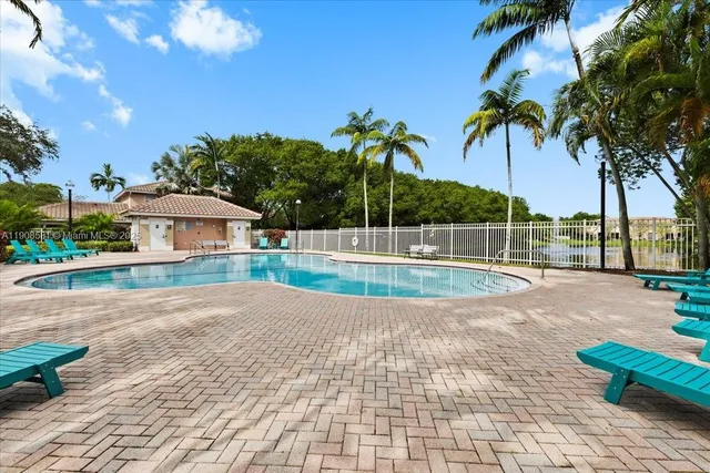 $480,000 | 4086 Northwest 92nd Avenue, Sunrise, FL 33351