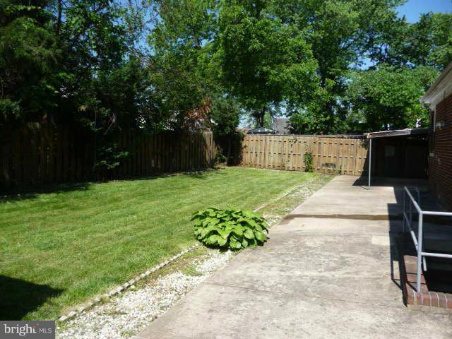6901 Cabin John Road Springfield, VA 22150 - Photo 22 of 25 Exterior (Rear)