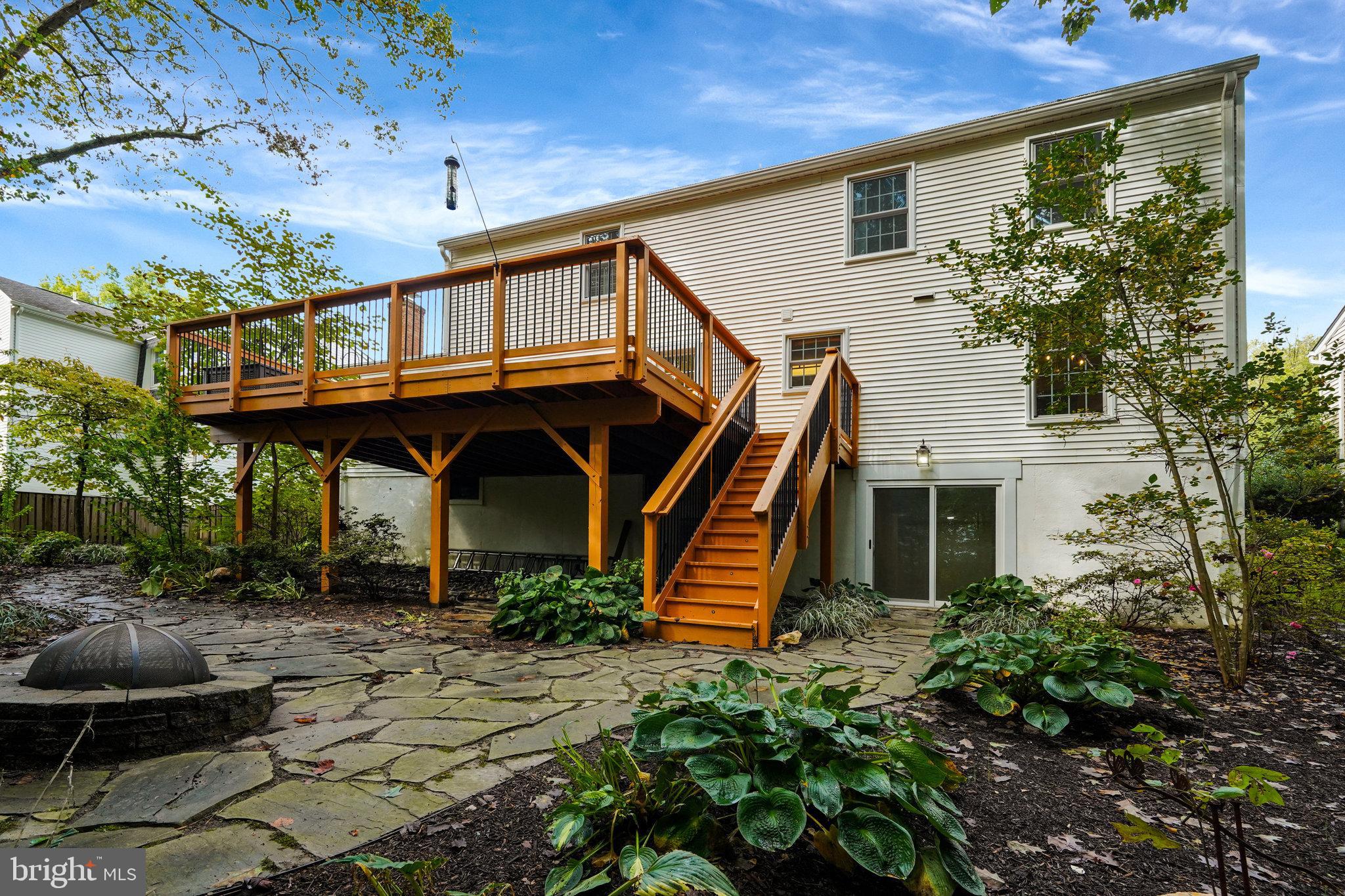 6013 Windward Drive Burke, VA 22015 - Photo 40 of 44 Rear Exterior