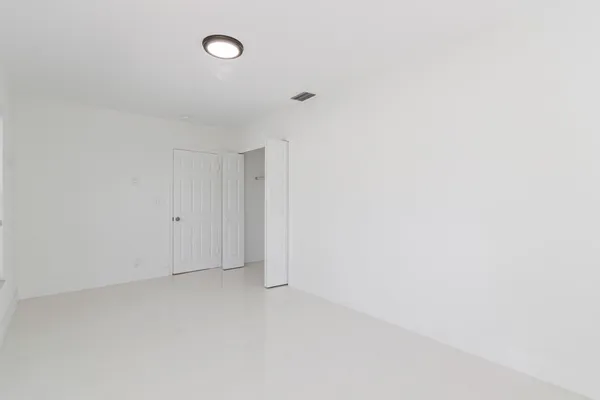 $6,800 | 2810 Northeast 60th Street, Fort Lauderdale, FL 33308