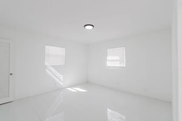 $6,800 | 2810 Northeast 60th Street, Fort Lauderdale, FL 33308