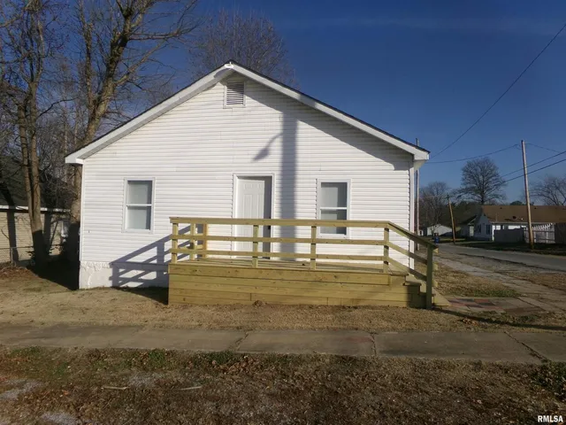 $139,500 | 402 North Cochran Street, West Frankfort, IL 62896