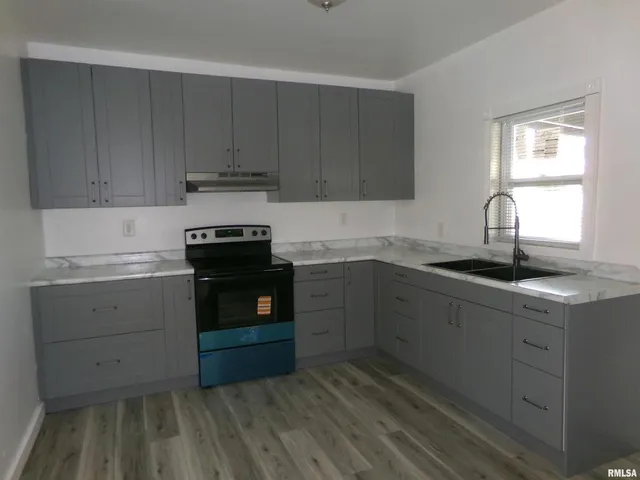 $139,500 | 402 North Cochran Street, West Frankfort, IL 62896