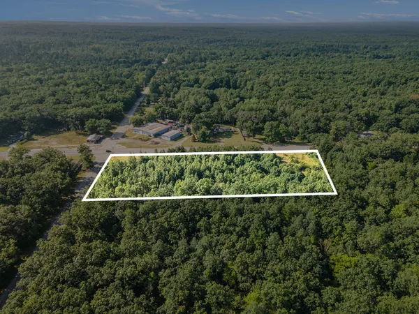 $55,900 | 9554 Highway 10, Branch, MI 49402