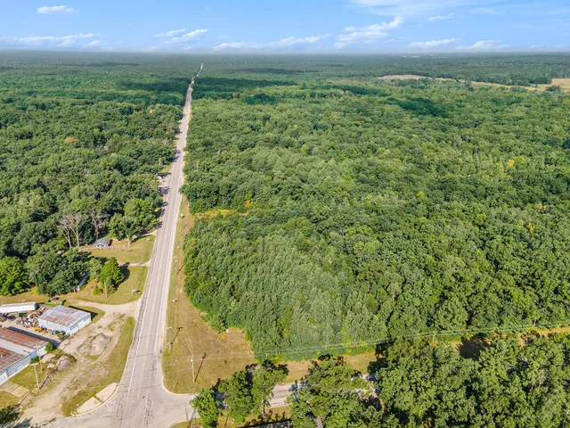 $55,900 | 9554 Highway 10, Branch, MI 49402