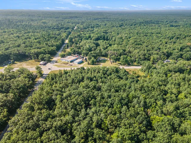 $55,900 | 9554 Highway 10, Branch, MI 49402