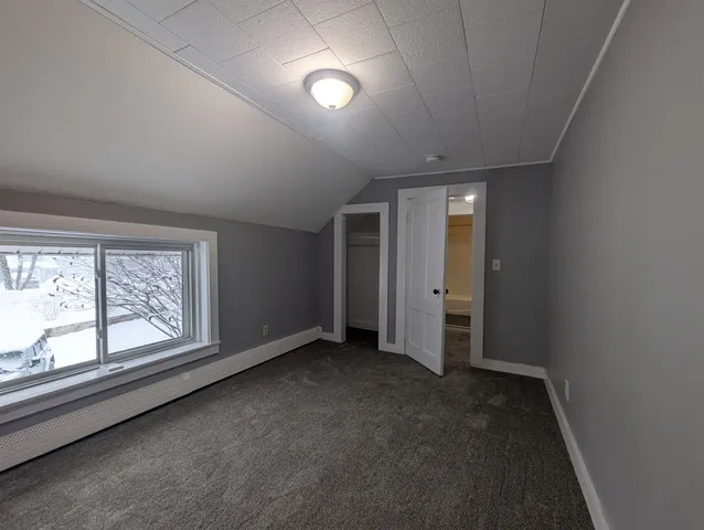 $1,500 | 31 Chestnut Street, Unit E, Claremont, NH 03743