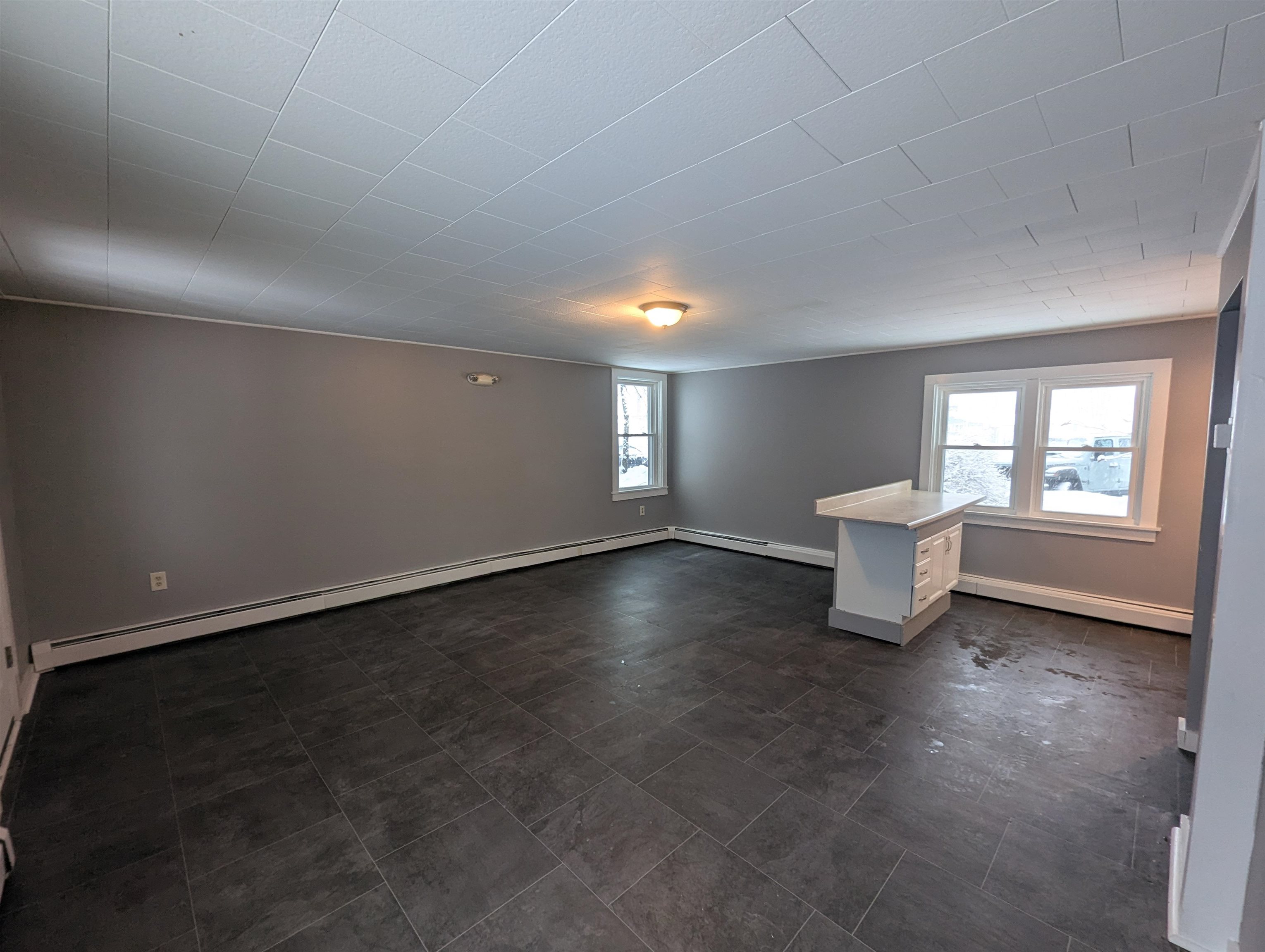 31 Chestnut Street, Unit E Claremont, NH 03743 - Photo 6 of 13