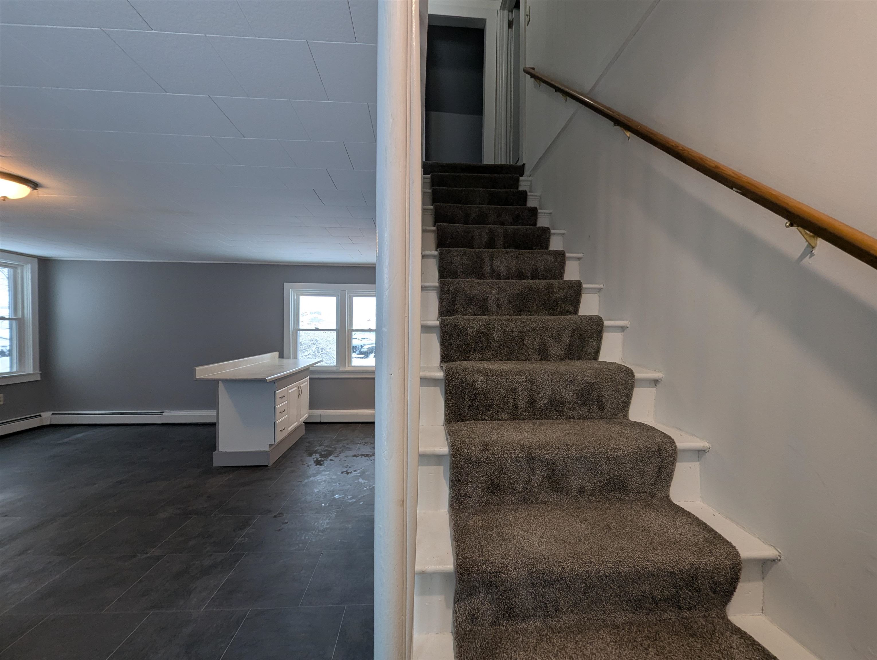 31 Chestnut Street, Unit E Claremont, NH 03743 - Photo 7 of 13