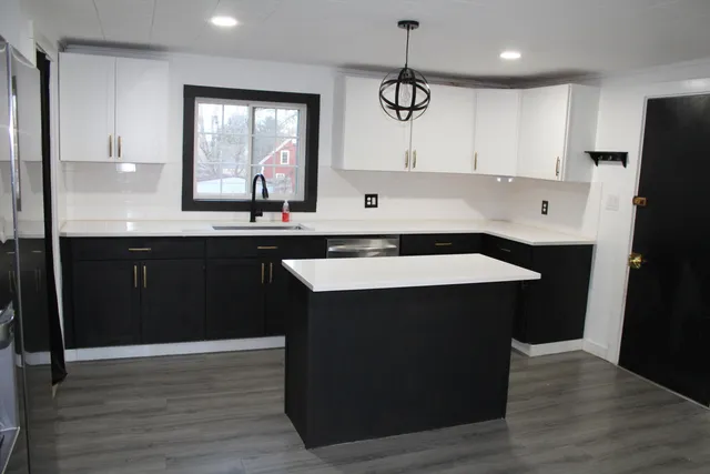 $360,000 | 504 Water Street, Gardiner, ME 04345