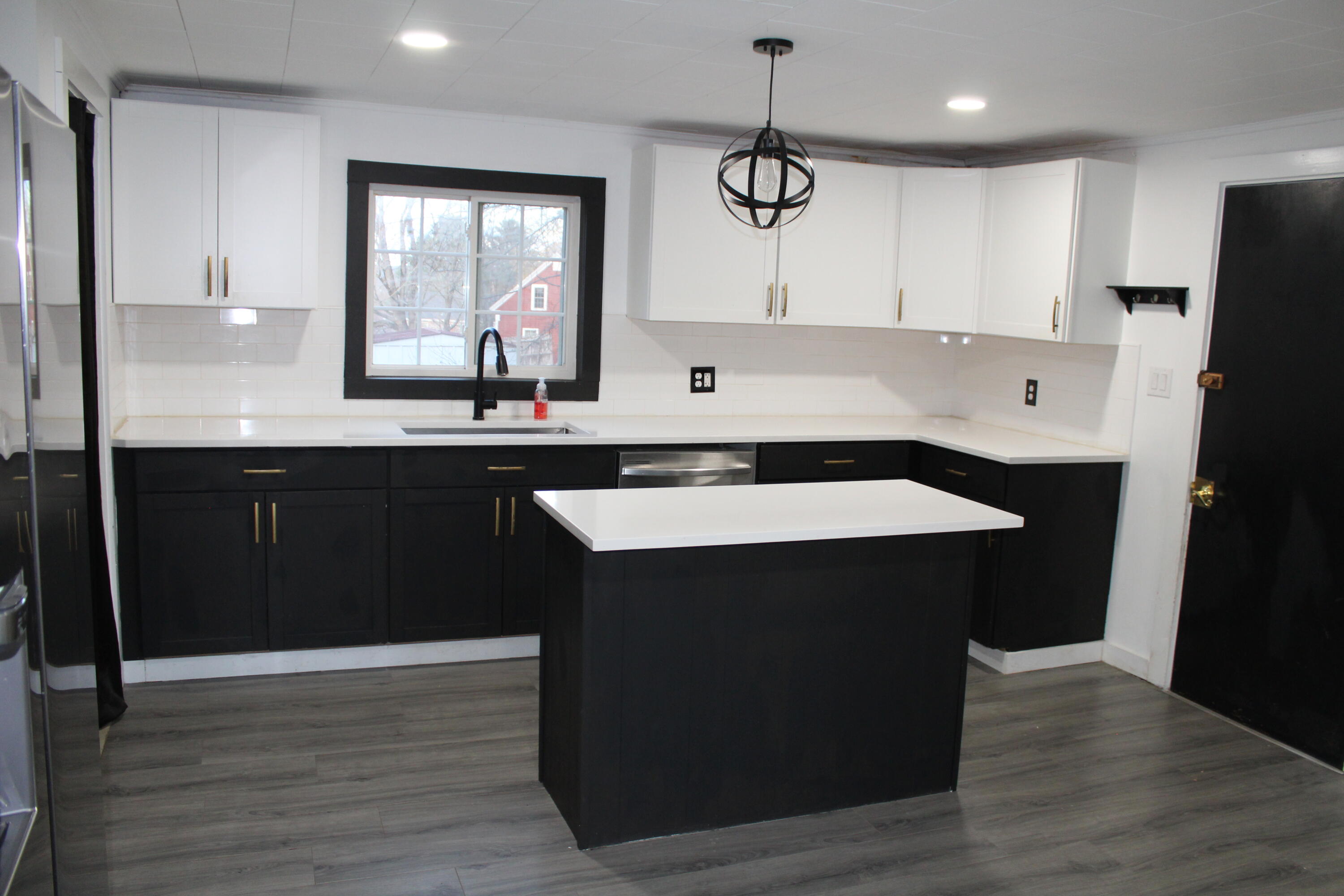 504 Water Street Gardiner, ME 04345 - Photo 4 of 45 4