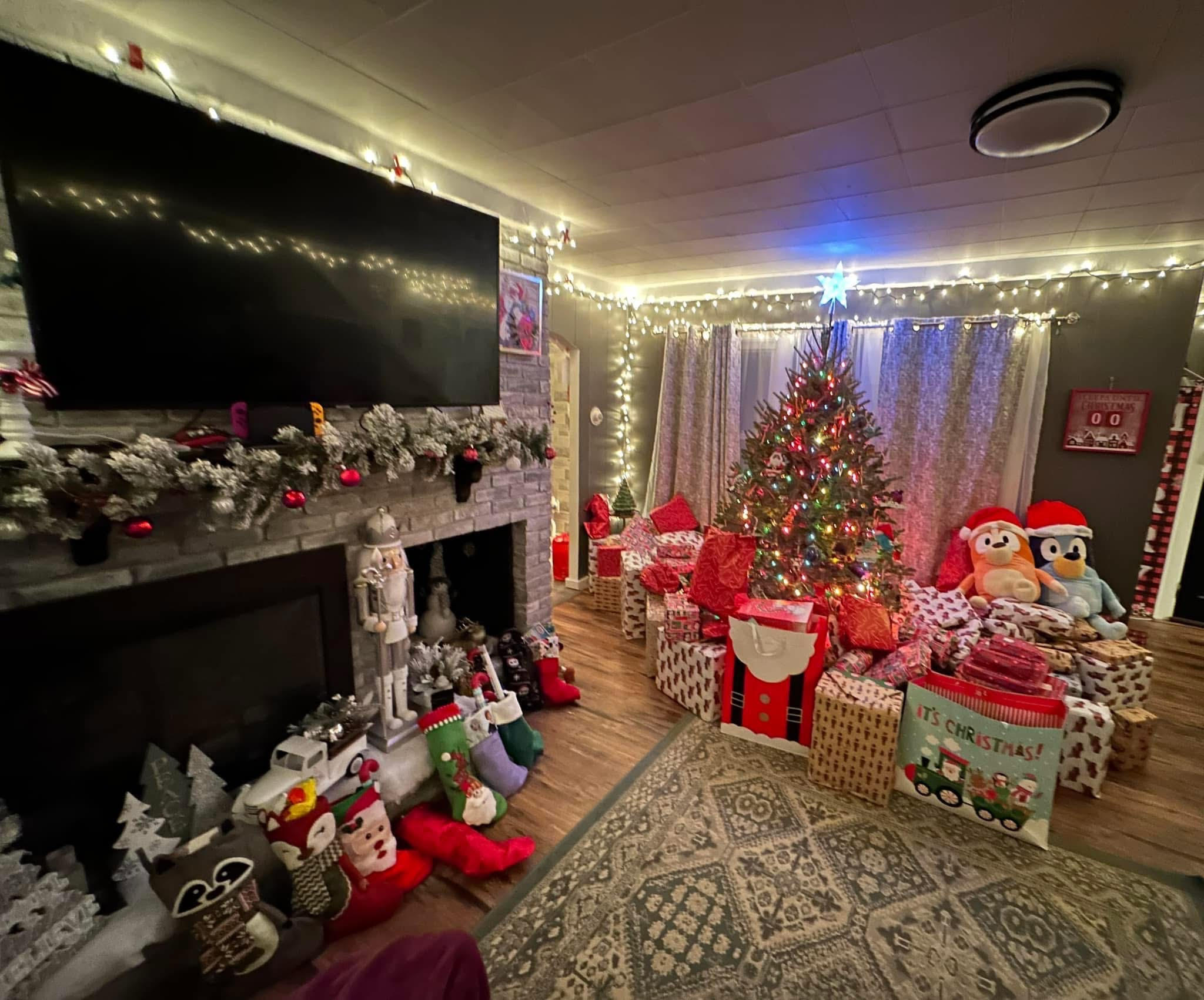 504 Water Street Gardiner, ME 04345 - Photo 43 of 45 livingroom3