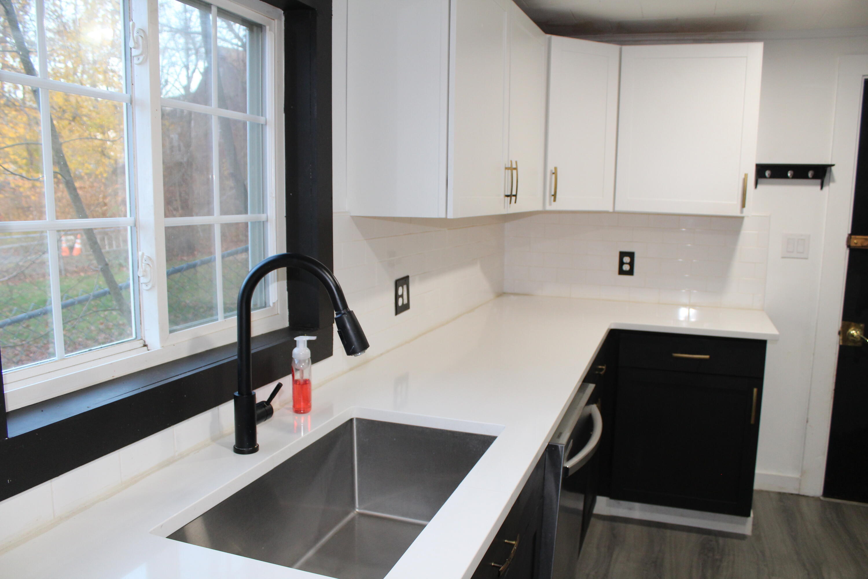 504 Water Street Gardiner, ME 04345 - Photo 6 of 45 6