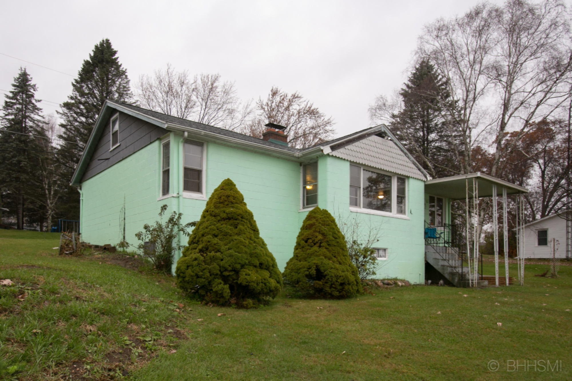 63591 Lakeshore Road Sturgis, MI 49091 - Photo 1 of 23 63591 lakeshore-102