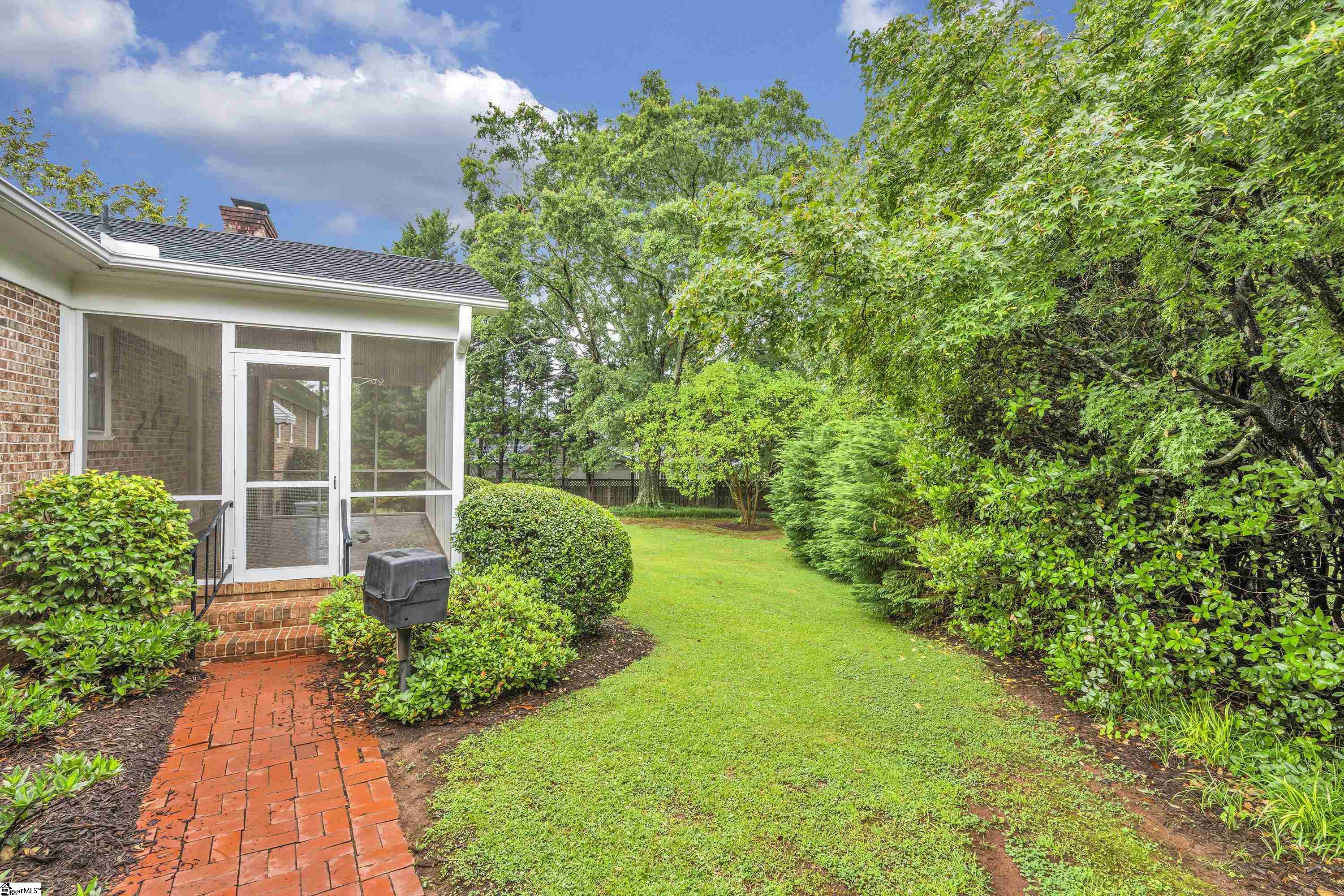 802 Wembley Road Greenville, SC 29607 - Photo 22 of 25