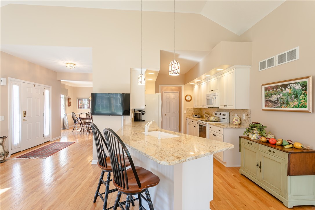 138 Ashbrook Circle Penfield, NY 14580 - Photo 19 of 32