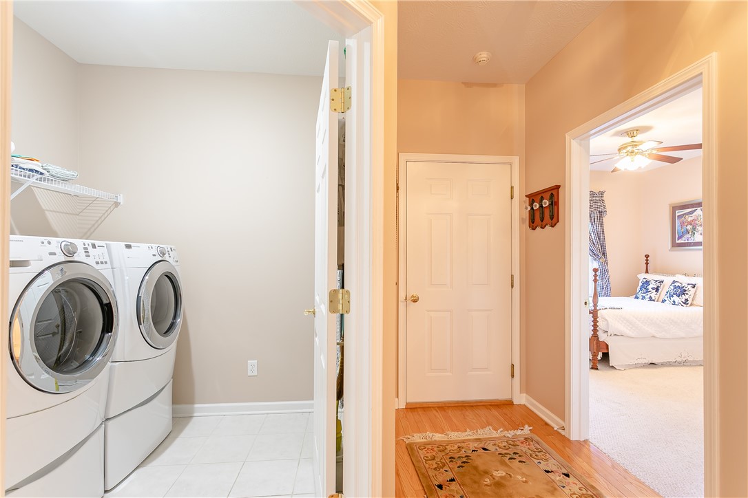 138 Ashbrook Circle Penfield, NY 14580 - Photo 29 of 32