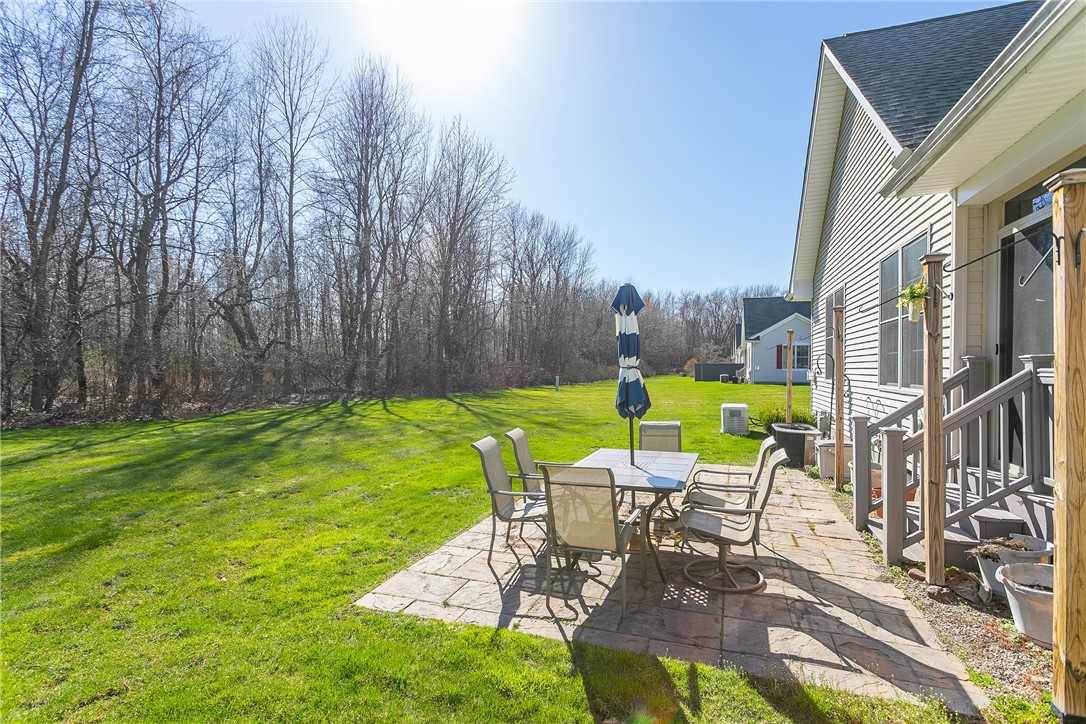 138 Ashbrook Circle Penfield, NY 14580 - Photo 30 of 32