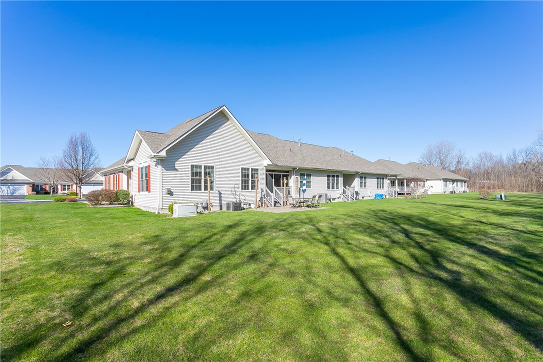 138 Ashbrook Circle Penfield, NY 14580 - Photo 31 of 32